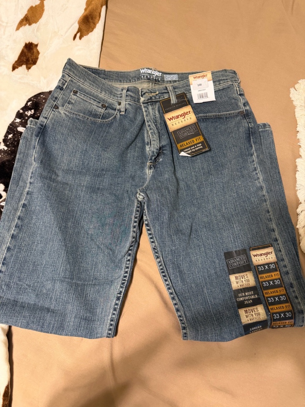 Wrangler Men’s Relaxed Fit Light Blue Denim Jeans